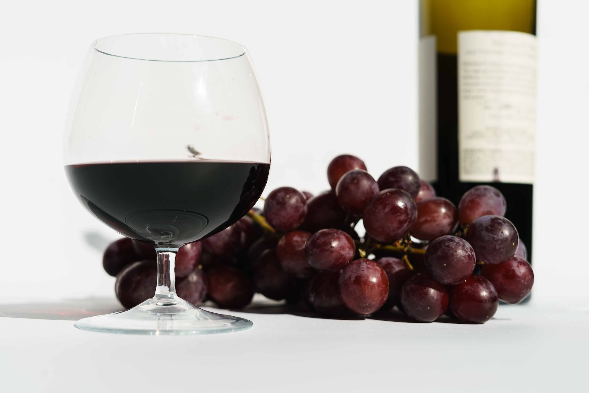 vino-rosso-peptidi